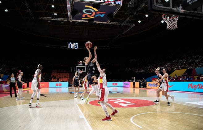 210620 Timea Sujova of Slovakia during the FIBA Women s Eurobasket match between Spain and Slovakia on June 20, 2021 in Valencia Photo Maxim ThorÃ BILDBYRAN kod MT MT0193 basket basketball national team fiba women s eurobasket basket em spanien spain slovakien slovakia dam bbeng dag 4,  Copyright: MAXIMxTHORE BB210620MT175