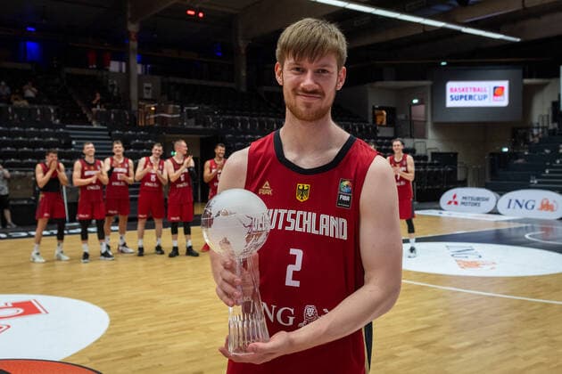 Basketball Hamburg 20 06 2021 Supercup National Team Germany GER Italy ITA 1 Place Luc Van Slooten Germany, No 02