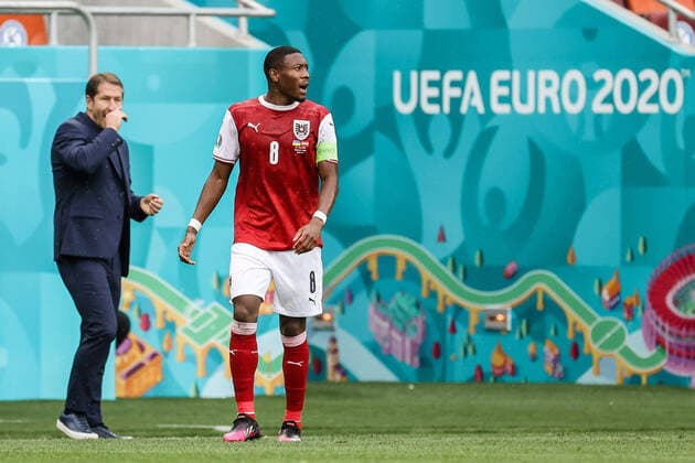 SOCCER - UEFA EURO, EM, Europameisterschaft,Fussball 2020 BUCHAREST,ROMANIA,21.JUN.21 - SOCCER - UEFA European Championship, EM, Europameisterschaft OEFB international match, Länderspiel, Nationalmannschaft Austria vs Ukraine. Image shows head coach Franco Foda and David Alaba (AUT).  GEPAxpictures xChristianxWalgram