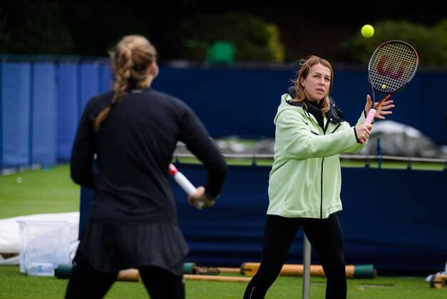 Mandatory Credit: Photo by Rob Prange Shutterstock (12163992ab) Anastasia Pavlyuchenkova of Russia warms up before her match at the 2021 Viking International WTA, Tennis Damen 500 tennis tournament Viking International Championships, Day Four, Tennis, Eastbourne, East Sussex, UK - 22 June 2021 EDITORIAL USE ONLY No use with unauthorised audio, video, data, fixture lists, club league logos or live services. Online in-match use limited to 120 images, no video emulation. No use in betting, games or single club league player publications. Viking International Championships, Day Four, Tennis, Eastbourne, East Sussex, UK - 22 June 2021 EDITORIAL USE ONLY No use with unauthorised audio, video, data, fixture lists, club league logos or live services. Online in-match use limited to 120 images, no video emulation. No use in betting, games or single club league player publications.  Copyright: xRobxPrange Shutterstockx 12163992ab