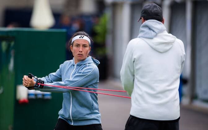 Mandatory Credit: Photo by Rob Prange Shutterstock (12163992z) Anastasija Sevastova of Latvia warms up before her match at the 2021 Viking International WTA, Tennis Damen 500 tennis tournament Viking International Championships, Day Four, Tennis, Eastbourne, East Sussex, UK - 22 June 2021 EDITORIAL USE ONLY No use with unauthorised audio, video, data, fixture lists, club league logos or live services. Online in-match use limited to 120 images, no video emulation. No use in betting, games or single club league player publications. Viking International Championships, Day Four, Tennis, Eastbourne, East Sussex, UK - 22 June 2021 EDITORIAL USE ONLY No use with unauthorised audio, video, data, fixture lists, club league logos or live services. Online in-match use limited to 120 images, no video emulation. No use in betting, games or single club league player publications. Copyright: xRobxPrange Shutterstockx 12163992z