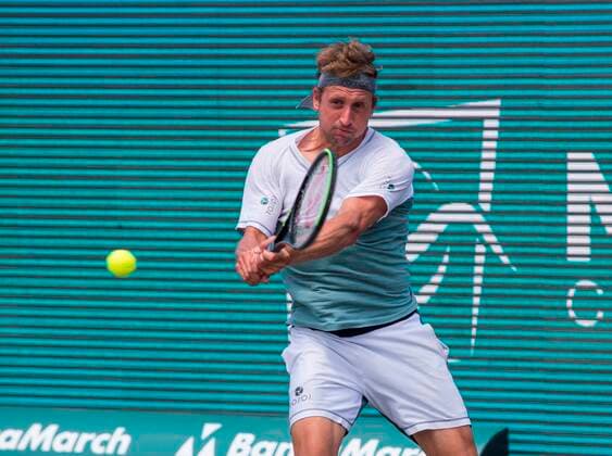 US tennis player Tennys Sandgren hits the ball against Norwegian Casper Ruud during their Mallorca Championships ATP, Tennis Herren 250 tennis tournament s round of 16 game at Mallorca Country Club in Santa Ponca, Majorca island, eastern Spain, 22 June 2021. Ruud won 6-3 and 6-4. Mallorca Championships ATP 250 tennis tournament !ACHTUNG: NUR REDAKTIONELLE NUTZUNG!  Copyright: xATIENZAx GRAF5608 20210622-fdffbe517c502e732ea42f221996b55398218b7e
