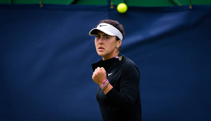 Mandatory Credit: Photo by Rob Prange Shutterstock (12163992at) Bianca Andreescu of Canada in action during her first round match at the 2021 Viking International WTA, Tennis Damen 500 tennis tournament Viking International Championships, Day Four, Tennis, Eastbourne, East Sussex, UK - 22 June 2021 EDITORIAL USE ONLY No use with unauthorised audio, video, data, fixture lists, club league logos or live services. Online in-match use limited to 120 images, no video emulation. No use in betting, games or single club league player publications. Viking International Championships, Day Four, Tennis, Eastbourne, East Sussex, UK - 22 June 2021 EDITORIAL USE ONLY No use with unauthorised audio, video, data, fixture lists, club league logos or live services. Online in-match use limited to 120 images, no video emulation. No use in betting, games or single club league player publications. Copyright: xRobxPrange Shutterstockx 12163992at