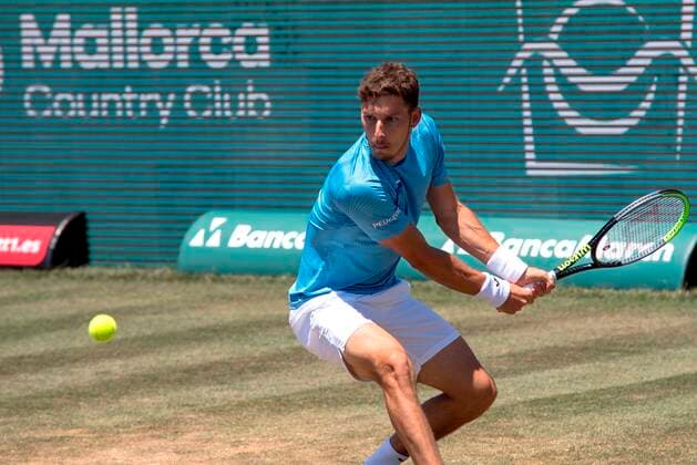 Spanish tennis player Pablo Carreno hits the ball against Czech Jiri Vesely during their Mallorca Championships ATP, Tennis Herren 250 tennis tournament s round of 16 game at Mallorca Country Club in Santa Ponca, Majorca island, eastern Spain, 23 June 2021. Mallorca Championships ATP 250 tennis tournament !ACHTUNG: NUR REDAKTIONELLE NUTZUNG!  Copyright: xATIENZAx GRAF6519 20210623-fc2a6bbb44d864be4c05de34fd578ca025e087f7