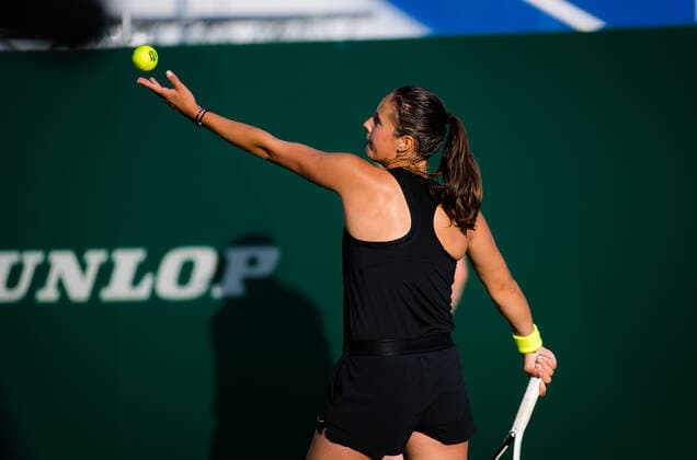 Mandatory Credit: Photo by Rob Prange Shutterstock (12165838ch) Daria Kasatkina of Russia in action during her second-round match at the 2021 Viking International WTA, Tennis Damen 500 tennis tournament Viking International Championships, Day Five, Tennis, Eastbourne, East Sussex, UK - 23 June 2021 Viking International Championships, Day Five, Tennis, Eastbourne, East Sussex, UK - 23 June 2021 Copyright: xRobxPrange Shutterstockx 12165838ch