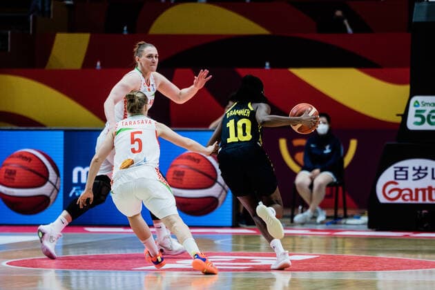 Belarus v Sweden - Women s EuroBasket 2021 Binta DRAMMEH (10) of Sweden during EuroBasket 2021 quarter-finals match between Belarus and Sweden at Fuente de Sant Luis pavilion on June 23, 2021 in Valencia, Spain. Valencia Spain reinorenon-notitle210623_np2TV  Copyright: xJonxImanolxReinox