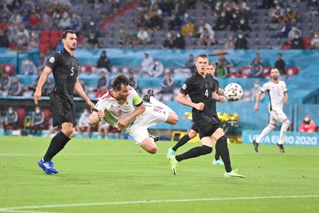 Adam SZALAI HUN scores the goal to 0 1, against Mats HUMMELS l GER and Matthias GINTER r GER , action, header, group stage, preliminary round group F, match M36, Germany GER Hungary HUN , on 23 06 2021 in Munich Germany, Football Arena Alliianz Arena European Football Championship 2020 from 11 06 2021 11 07 2021 ÃÂ