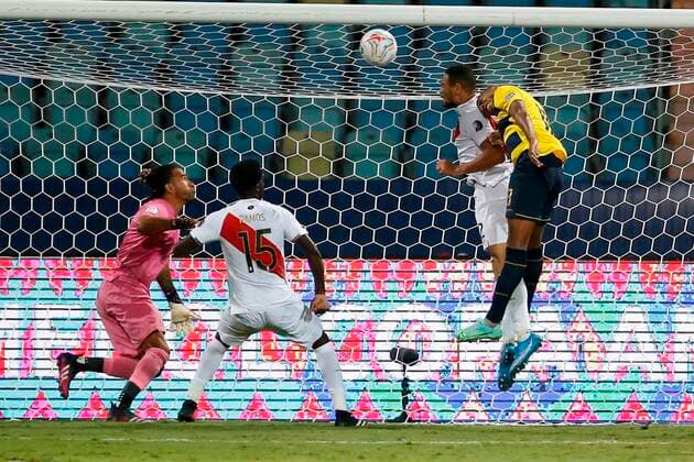 Football, Copa America, Ecuador - Peru