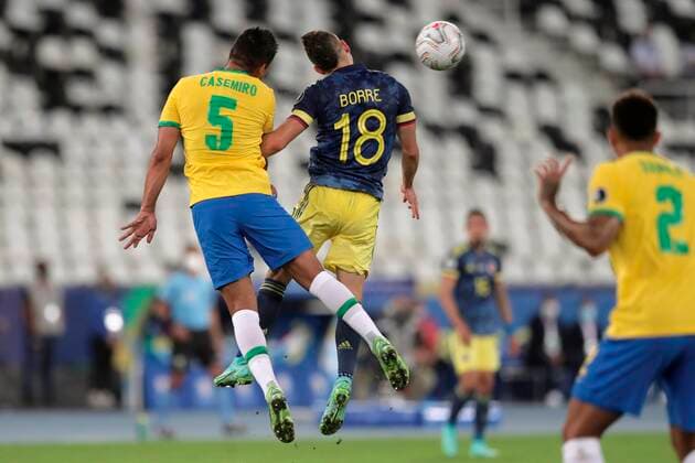 Brazil s Casemiro in action against Colombia s Rafael Borre, during a match for Group B of the Copa America at the Nilton Santos Olympic Stadium in Rio de Janeiro, Brazil, 23 June 2021. Brazil - Colombia !ACHTUNG: NUR REDAKTIONELLE NUTZUNG!  Copyright: xAndrexCoelhox AME8072 20210624-25b52102e7d8b2b7d883df379d1fb41a1cc1ab49