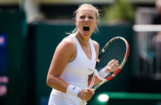 Mandatory Credit: Photo by Rob Prange Shutterstock (12167449r) Anett Kontaveit of Estonia in action during her quarter-final match at the 2021 Viking International WTA, Tennis Damen 500 tennis tournament Viking International Championships, Day Six, Tennis, Eastbourne, East Sussex, UK - 24 June 2021 Viking International Championships, Day Six, Tennis, Eastbourne, East Sussex, UK - 24 June 2021 Copyright: xRobxPrange Shutterstockx 12167449r