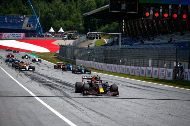 11 PEREZ Sergio (mex), Red Bull Racing Honda RB16B, action during the Formula 1 Grosser Preis Der Steiermark 2021, 2021 Styrian Grand Prix, 8th round of the 2021 FIA Formula One World Championship, WM, Weltmeisterschaft from June 25 to 27, 2021 on the Red Bull Ring, in Spielberg, Austria - FORMULE 1 : Grand prix de Styrie - Spielberg - 25 06 2021 DPPI PANORAMIC  20210625_GOODEN__GDN8740