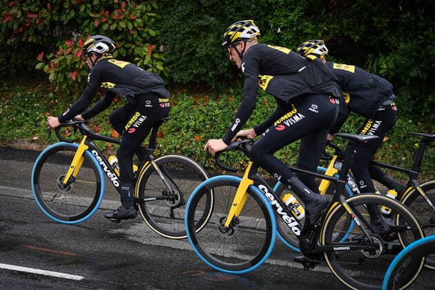 Slovenian Primoz Roglic (L)of Team Jumbo-Visma pictured in action during a training session ahead of the 108th edition of the Tour de France cycling race, in Brest, France, Friday 25 June 2021. This year s Tour de France is taking place from 26 June to 18 July 2021. DAVIDxSTOCKMAN  x3018512x