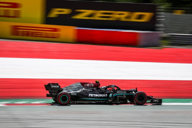 77 BOTTAS Valtteri (fin), Mercedes AMG F1 GP W12 E Performance, action during the Formula 1 Grosser Preis Der Steiermark 2021, 2021 Styrian Grand Prix, 8th round of the 2021 FIA Formula One World Championship, WM, Weltmeisterschaft from June 25 to 27, 2021 on the Red Bull Ring, in Spielberg, Austria FORMULE 1 : Grand prix de Styrie - Essais - Spielberg - 26 06 2021 DPPI Panoramic 
