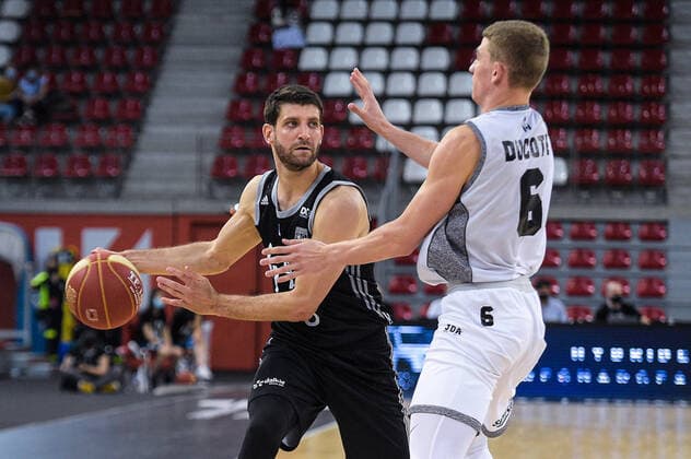 Diot ( 8 - Lyon ) - DUCOTE Robin ( 6 - Dijon ) - BASKET : Dijon vs Lyon - Final 4 - Rouen - 26 06 2021 FedericoPestellini Panoramic 