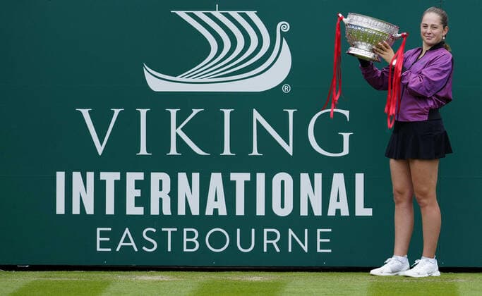 Mandatory Credit: Photo by Dave Shopland BPI Shutterstock (12168982p) Championship winner Latvia s Jelena Ostapenko with trophy Viking International Championships, Day Eight, Tennis, Eastbourne, East Sussex, UK - 26 June 2021 Viking International Championships, Day Eight, Tennis, Eastbourne, East Sussex, UK - 26 June 2021 Copyright: xDavexShopland BPI Shutterstockx 12168982p