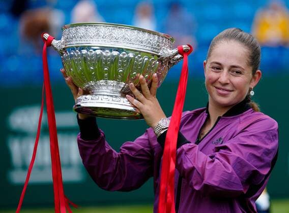 Tennis, WTA tournament in Eastbourne, Jelena Ostapenko wins the final