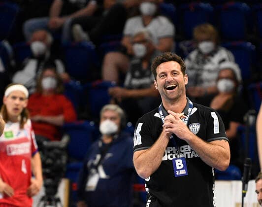 Lemgo coach Florian Kehrmann is coach of the season, men, Handball Bundesliga, THW Kiel vs TBV Lemgo Lippe, Liqui Moly HBL, 37 match day, season 2020 2021 24 06 21 Kiel Wunderino Arena Schleswig Holstein Germany