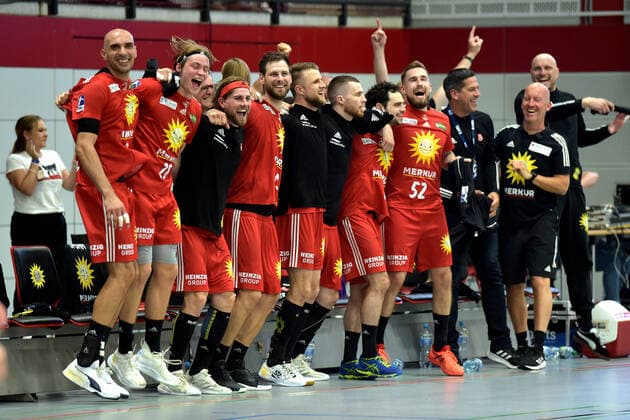 26 06 2021 pmk NE143152 Handball Men 2 Bundesliga Season 2020 2021 Kreissporthalle Luebbecke Corona Matchday TuS N Luebbecke TuS Ferndorf Victory Jubilation Promotion