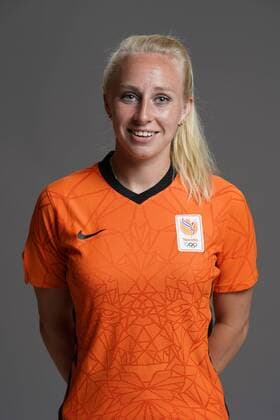 ERMELO Portrait of Inessa Kaagman of the Dutch women s national football team, in the shirt for the Olympic Games ANP ROY LAZET xVIxANPxSportx xxANPxIVx 433089532