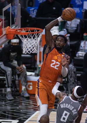 June 26, 2021, Los Angeles, California, USA: Deandre Ayton 22 of the Phoenix Suns goes for a dunk during Game 4 of the 2021 Western Conference finals NBA, Basketball Herren, USA playoff game against the Los Angeles Clippers on Saturday June 26, 2021 at the Staples Center in Los Angeles, California. Clippers lose to Suns 80 - 84. JAVIER ROJASPI Los Angeles USA - ZUMAp124 20210626_zaa_p124_027 Copyright: xx