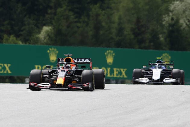 Formula 1 - GP of Styria 2021 SPIELBERG,AUSTRIA,27.JUN.21 - MOTORSPORTS, FORMULA 1 - Grand Prix of Styria, Red Bull Ring. Image shows Max Verstappen (NED Red Bull Racing) and Lewis Hamilton (GBR Mercedes).  GEPAxpictures xManfredxBinder