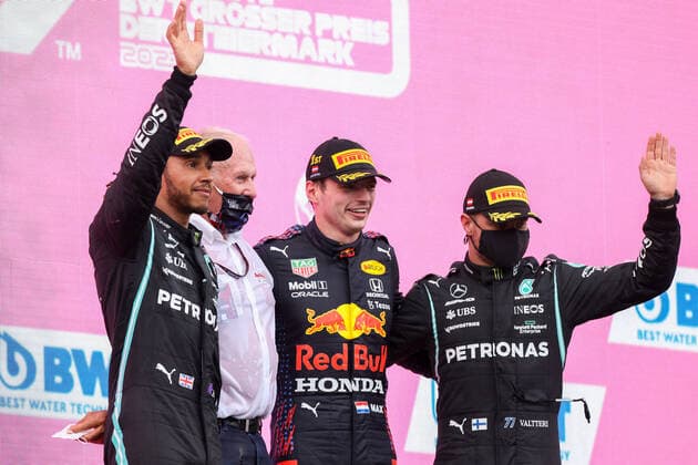 Formula 1 - GP of Styria 2021 SPIELBERG,AUSTRIA,27.JUN.21 - MOTORSPORTS, FORMULA 1 - Grand Prix of Styria, Red Bull Ring. Image shows the rejoicing of Lewis Hamilton (GBR Mercedes), motorsport consultant Helmut Marko (Red Bull), Max Verstappen (NED Red Bull Racing) and Valtteri Bottas (FIN Mercedes).  GEPAxpictures xChristianxWalgram