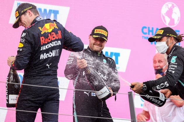 Formula 1 - GP of Styria 2021 SPIELBERG,AUSTRIA,27.JUN.21 - MOTORSPORTS, FORMULA 1 - Grand Prix of Styria, Red Bull Ring. Image shows the rejoicing of Max Verstappen (NED Red Bull Racing), Valtteri Bottas (FIN Mercedes) and Lewis Hamilton (GBR Mercedes). Keywords: champaign.  GEPAxpictures xChristianxWalgram