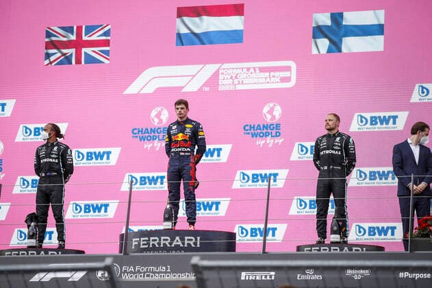 44 Lewis Hamilton GBR, Mercedes AMG Petronas F1 Team , 33 Max Verstappen NED, Red Bull Racing , 77 Valtteri Bottas FIN, Mercedes AMG Petronas F1 Team , F1 Grand Prix of Styria at Red Bull Ring on June 27, 2021 in Spielberg, Austria Photo by HOCH ZWEI Spielberg Austria
