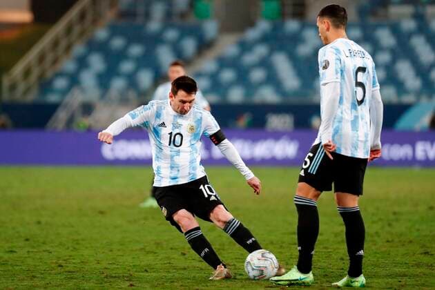 Lionel Messi of Argentina in action during the Copa America group A soccer match between Bolivia and Argentina at Arena Pantanal stadium in Cuiaba, Brazil, 28 June 2021. Bolivia vs. Argentina !ACHTUNG: NUR REDAKTIONELLE NUTZUNG!  Copyright: xSebastiaoxMoreirax AME9027 20210629-9c368b84fbe129061fd475579c3d4d34576b0972