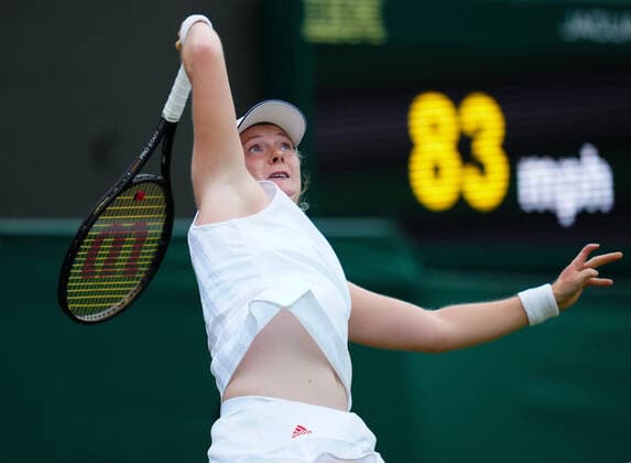 Mandatory Credit: Photo by Javier Garcia BPI Shutterstock (12173633kx) Francesca Jones during her first round match Wimbledon Tennis Championships, Day 2, The All England Lawn Tennis and Croquet Club, London, UK - 29 Jun 2021 Wimbledon Tennis Championships, Day 2, The All England Lawn Tennis and Croquet Club, London, UK - 29 Jun 2021  Copyright: xJavierxGarcia BPI Shutterstockx 12173633kx