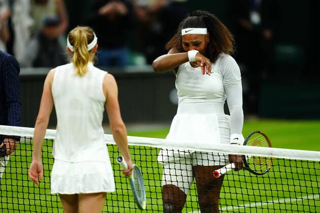 Mandatory Credit: Photo by Javier Garcia BPI Shutterstock (12173633nx) Serena Williams is forced to retire hurt in her first round match against Aliaksandra Sasnovich Wimbledon Tennis Championships, Day 2, The All England Lawn Tennis and Croquet Club, London, UK - 29 Jun 2021 Wimbledon Tennis Championships, Day 2, The All England Lawn Tennis and Croquet Club, London, UK - 29 Jun 2021  Copyright: xJavierxGarcia BPI Shutterstockx 12173633nx