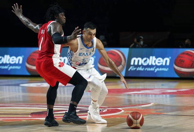 June 29, 2021, Victoria, BC, Canada: Canada s Dort Luguentz guards Greece s Kostas Sloukas during second half FIBA Men s Olympic Qualifying basketball action at Memorial Arena in Victoria, Tuesday, June 29, 2021. Dort Luguentz,Kostas Sloukas,  - ZUMAc35_ 20210629_zaf_c35_028 Copyright: xChadxHipolitox