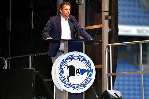 28-06-2021 pmk NE145360 Fussball Herren Bundesliga Saison 2021 2022 Schueco-Arena Bielefeld Corona-Spieltag DSC Arminia Bielefeld Jahreshauptversammlung Samir ARABI -Manager- Bielefeld *** 28 06 2021 pmk NE145360 Football Men Bundesliga Season 2021 2022 Schueco Arena Bielefeld Corona Matchday DSC Arminia Bielefeld Annual General Meeting Samir ARABI Manager Bielefeld
