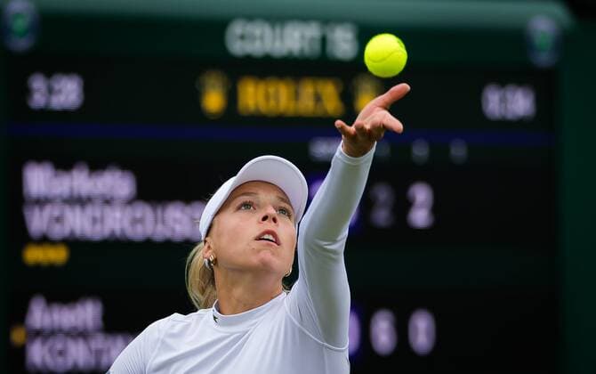 Mandatory Credit: Photo by Rob Prange Shutterstock (12189892dc) Anett Kontaveit of Estonia in action during the first round of the 2021 Wimbledon Championships Grand Slam tennis tournament Wimbledon Tennis Championships, Day 3, The All England Lawn Tennis and Croquet Club, London, UK - 30 Jun 2021 Wimbledon Tennis Championships, Day 3, The All England Lawn Tennis and Croquet Club, London, UK - 30 Jun 2021  Copyright: xRobxPrange Shutterstockx 12189892dc