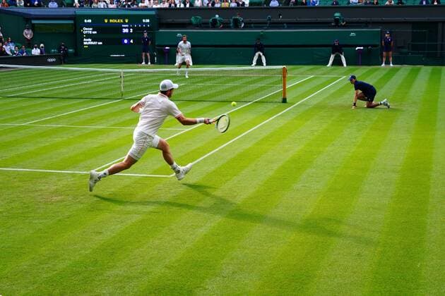 Mandatory Credit: Photo by Javier Garcia BPI Shutterstock (12189891hz) Andy Murray during his second round match Wimbledon Tennis Championships, Day 3, The All England Lawn Tennis and Croquet Club, London, UK - 30 Jun 2021 Wimbledon Tennis Championships, Day 3, The All England Lawn Tennis and Croquet Club, London, UK - 30 Jun 2021  Copyright: xJavierxGarcia BPI Shutterstockx 12189891hz