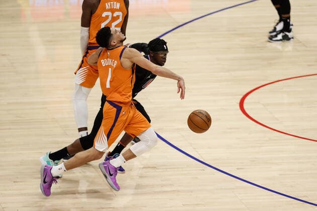 LOS ANGELES, CA - JUNE 30: Phoenix Suns guard Devin Booker (1) during game 6 of the NBA, Basketball Herren, USA Western Conference Final between the Phoenix Suns and the Los Angeles Clippers on June 30, 2021, at Staples Center in Los Angeles, CA. (Photo by Jevone Moore Icon Sportswire) NBA: JUN 30 Western Conference Final - Suns at Clippers Icon210630055