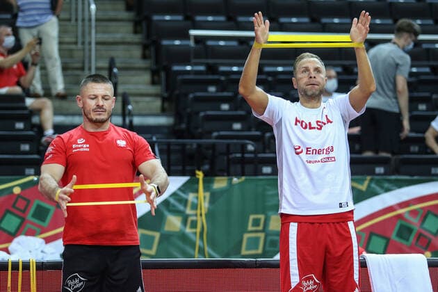 Kowno, 01.07.2021 KOSZYKOWKA KADRA REPREZENTACJA POLSKI MECZ Slowenia - Polska POLISH national team, Nationalteam BASKETBALL POLAND GAME Slowenia - Polska NZ trener Dominik Narojczyk coach , Lukasz Koszarek , FOT. WOJCIECH FIGURSKI 058sport.pl NEWSPIX.PL --- Newspix.pl FIBA OLYMPIC TOKYO QUALIFYING TOURNAMENT 2020 SLOVENIA vs POLAND  20210701_021_A16R0918