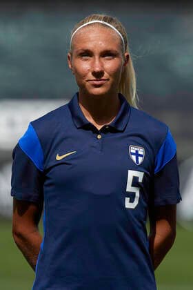 Finland v Russia - Women s International Friendly, Länderspiel, Nationalmannschaft Emma Koivisto of Finland poses during the national anthem prior to the Women s International Friendly match between Finland and Russia at Estadio Cartagonova on June 14, 2021 in Cartagena, Spain. Cartagena Murcia Spain breton-finlandv210614_np9To  Copyright: xJosexBretonx