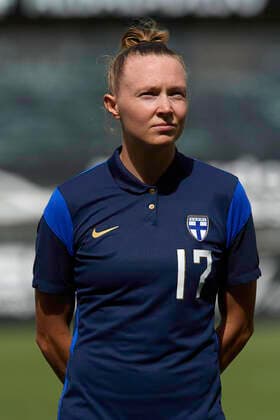 Finland v Russia - Women s International Friendly, Länderspiel, Nationalmannschaft Sanni Franssi of Finland poses during the national anthem prior to the Women s International Friendly match between Finland and Russia at Estadio Cartagonova on June 14, 2021 in Cartagena, Spain. Cartagena Murcia Spain breton-finlandv210614_npmZo  Copyright: xJosexBretonx