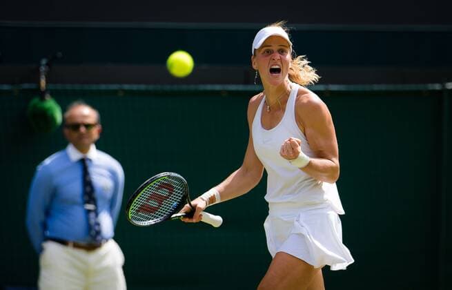 Mandatory Credit: Photo by Rob Prange Shutterstock (12193043dg) Liudmila Samsonova of the United States in action during her third-round match at the 2021 Wimbledon Championships Grand Slam tennis tournament Wimbledon Tennis Championships, Day 5, The All England Lawn Tennis and Croquet Club, London, UK - 02 Jul 2021 Wimbledon Tennis Championships, Day 5, The All England Lawn Tennis and Croquet Club, London, UK - 02 Jul 2021  Copyright: xRobxPrange Shutterstockx 12193043dg