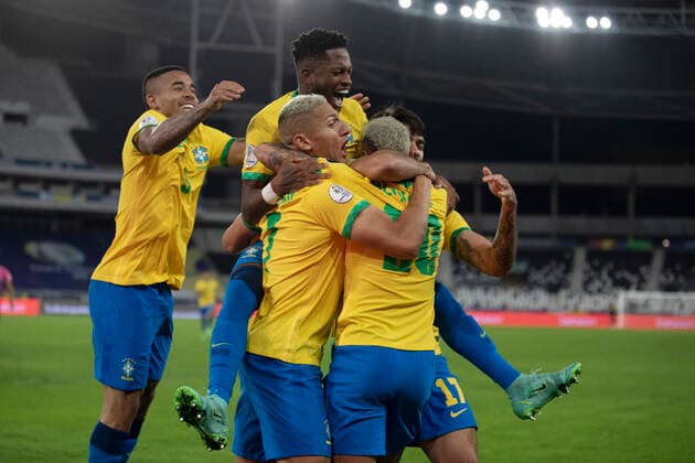 2nd July 2021; Nilton Santos Stadium, Rio de Janeiro, Brazil; Copa America, Brazil versus Chile; Players of Brazil celebrates scored goal by Lucas Paquet& xe1; in the 46th minute 1-0  ActionPlus12301974 LucasxFigueiredo