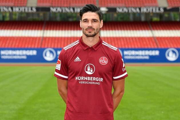 01 07 2021 1 FC Nuernberg FCN Club Season 2021 2022 photo appointment portrait appointment single photo portrait portrait headshot Christopher Schindler 16, 1 FC Nuernberg FCN