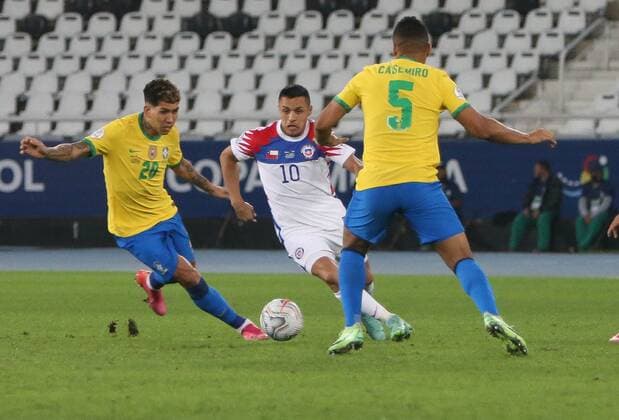 Alexis Sanchez of Chili during the Copa America 2021, quarter final football match between Brazil and Chile on July 2 , 2021 at Olympic stadium in Rio de Janeiro, Brazil FOOTBALL : Copa America 2021 - 1 4 de Finale - Bresil s chili - 02 07 2021 LaurentLairys Panoramic 