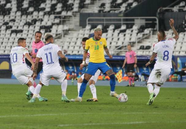 Neymar jr of Brazil during the Copa America 2021, quarter final football match between Brazil and Chile on July 2 , 2021 at Olympic stadium in Rio de Janeiro, Brazil FOOTBALL : Copa America 2021 - 1 4 de Finale - Bresil s chili - 02 07 2021 LaurentLairys Panoramic 