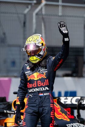 Max Verstappen Red Bull Racing Honda gets out of the car after qualifying and cheers for pole position, AUT, Formula 1 Austrian Grand Prix, Red Bull Ring Spielberg, Race 9, 2021 season, 03 07 2021 AUT, Formula 1 Austrian Grand Prix, Red Bull Ring Spielberg, Race 9, 2021 season, 03 07 2021 Spielberg Copyright: xEibnerxPressefoto MichaelxMemmlex EP_MMR