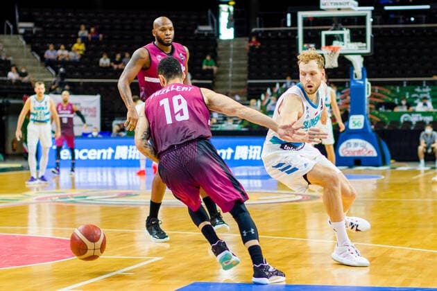 KOWNO, ZALGIRIO ARENA 03.07.2021 KWALIFIKACJE OLIMPIJSKIE TOKYO 2020 FIBA OLYMPIC QUALIFYING TOURNAMENT 2020 POLFINAL SEMIFINAL SLOWENIA - WENEZUELA SLOVENIA - VENEZUELA NZ HEISSLER GUILLENT (19), JAKA BLAZIC (11) Pawel Pietranik NEWSPIX.pl --- Newspix.pl  PIETRANIK030721_002