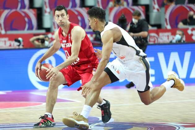 Germany v Croatia - Semi Final: 2020 FIBA Men s Olympic Qualifying Tournament Roko Leni Ukic of Croatia dribbles the ball during the 2020 FIBA Men s Olympic Qualifying Tournament game between Germany and Croatia at Spaladium Arena on July 3, 2021 in Split, Croatia. IvoxCagalj PIXSELL