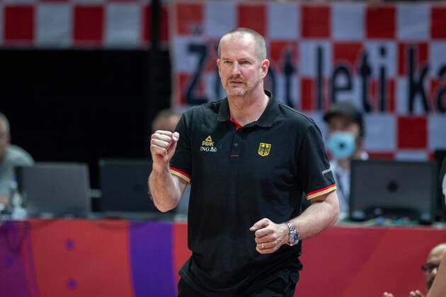 Basketball Split 03 07 2021 Olympic Qualification FIBA Olympic Qualifying Tournament 2020 Semifinals Germany GER Croatia CRO Henrik Rödl Germany, national coach Rodl Roedl cheering