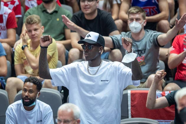 Basketball Split 03 07 2021 Olympic Qualification FIBA Olympic Qualifying Tournament 2020 Semifinals Germany GER Croatia CRO Dennis Schröder as a spectator in the arena Cheers