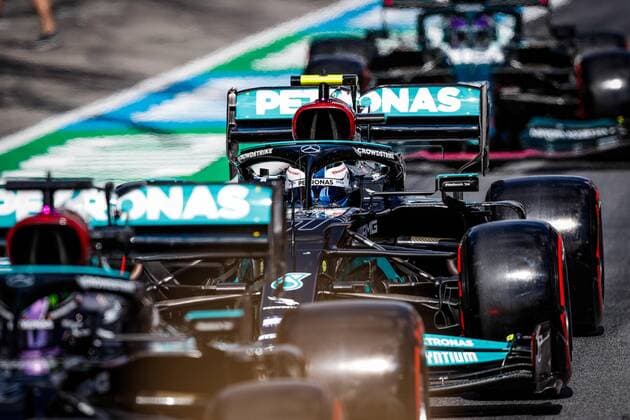 BOTTAS Valtteri (fin), Mercedes AMG F1 GP W12 E Performance, action during the Formula 1 Grosser Preis Von Osterreich 2021, 2021 Austrian Grand Prix, 9th round of the 2021 FIA Formula One World Championship, WM, Weltmeisterschaft from July 2 to 4, 2021 on the Red Bull Ring, in Spielberg, Austria FORMULE 1 : Grand prix d Autriche - Essais - Spielberg - 03 07 2021 DPPI Panoramic  20210703_GOODEN__GDN1331